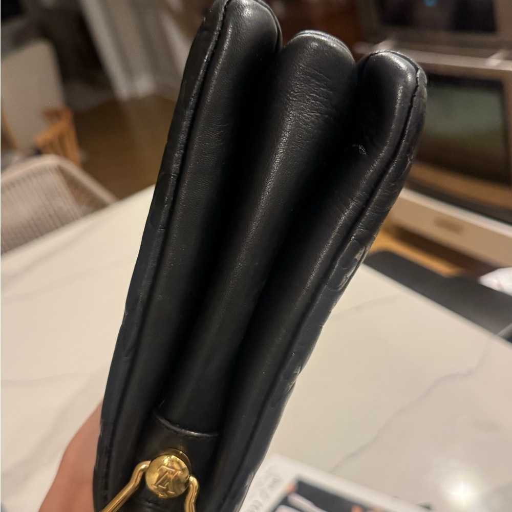 Louis Vuitton Black Coussin - Picture 5 of 7